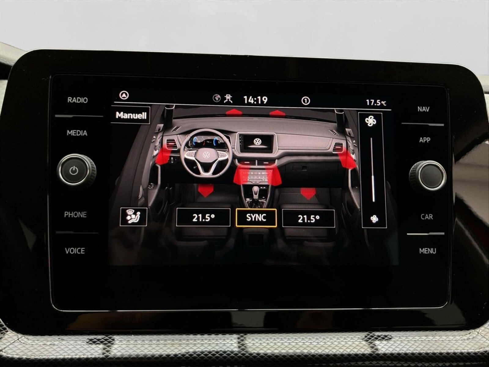 Volkswagen T-Cross – Bild 11