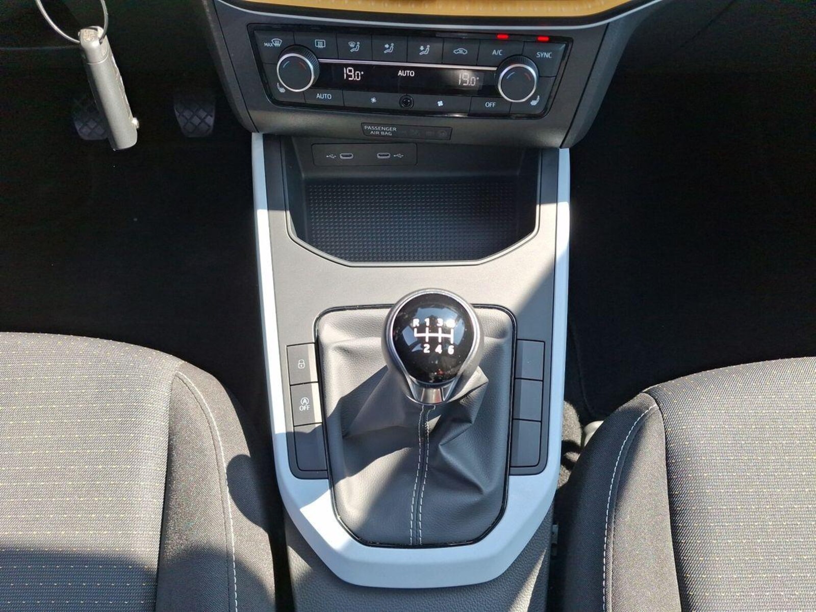 SEAT Arona – Bild 13