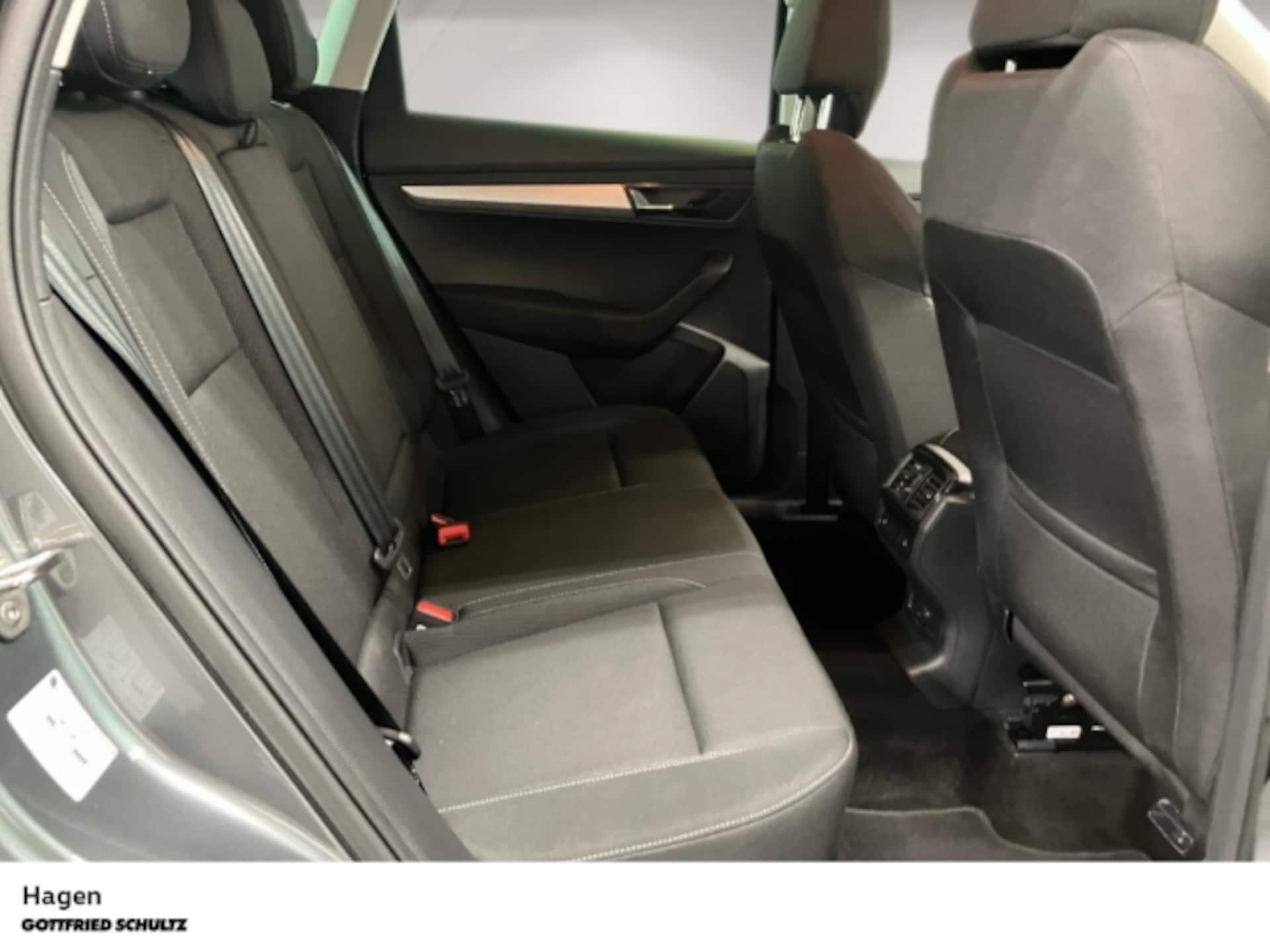 Skoda Karoq Selection