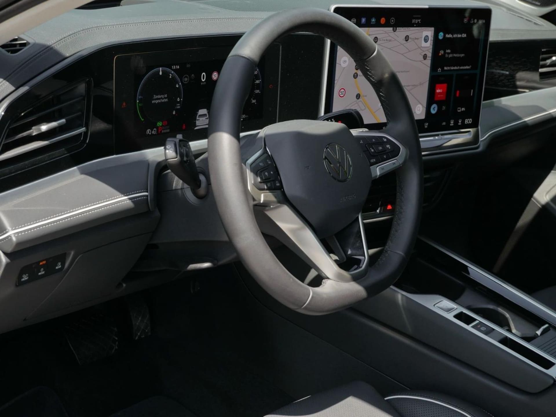 Volkswagen Passat Elegance