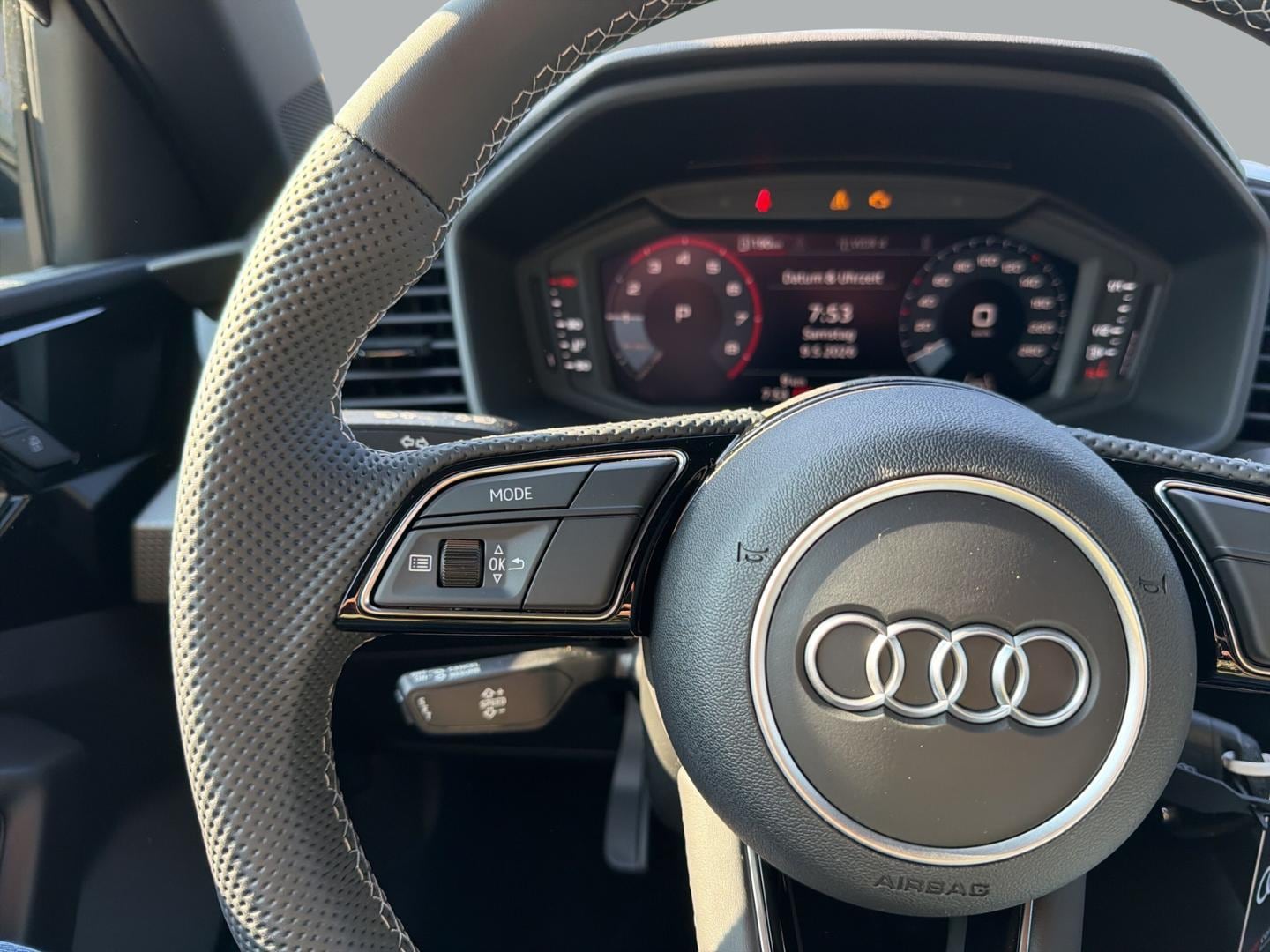 Bild über Audi A1 Sportback 30 TFSI S tronic - für weitere Informationen kontaktieren Sie den Audi Partner
