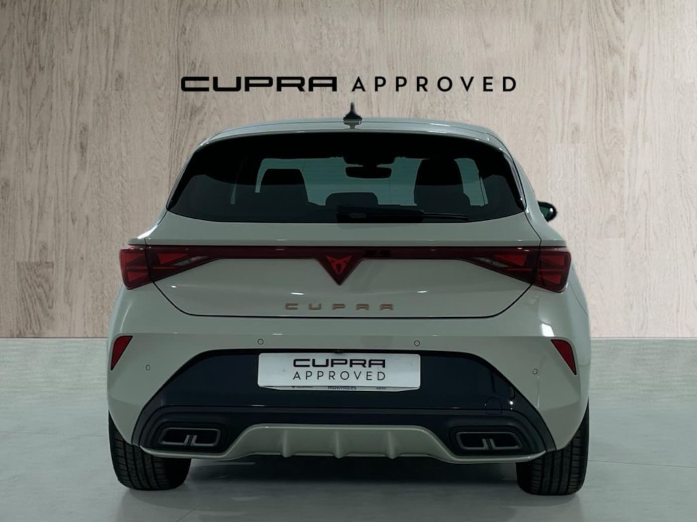 CUPRA Leon León 1.5 eTSI DSG 110 kW (150 CV) — photo 11
