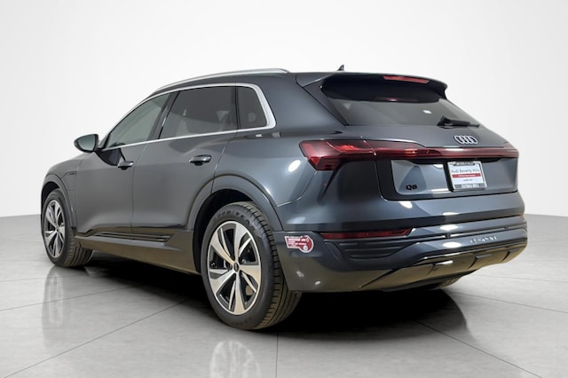 2024 Audi Q8 e-tron