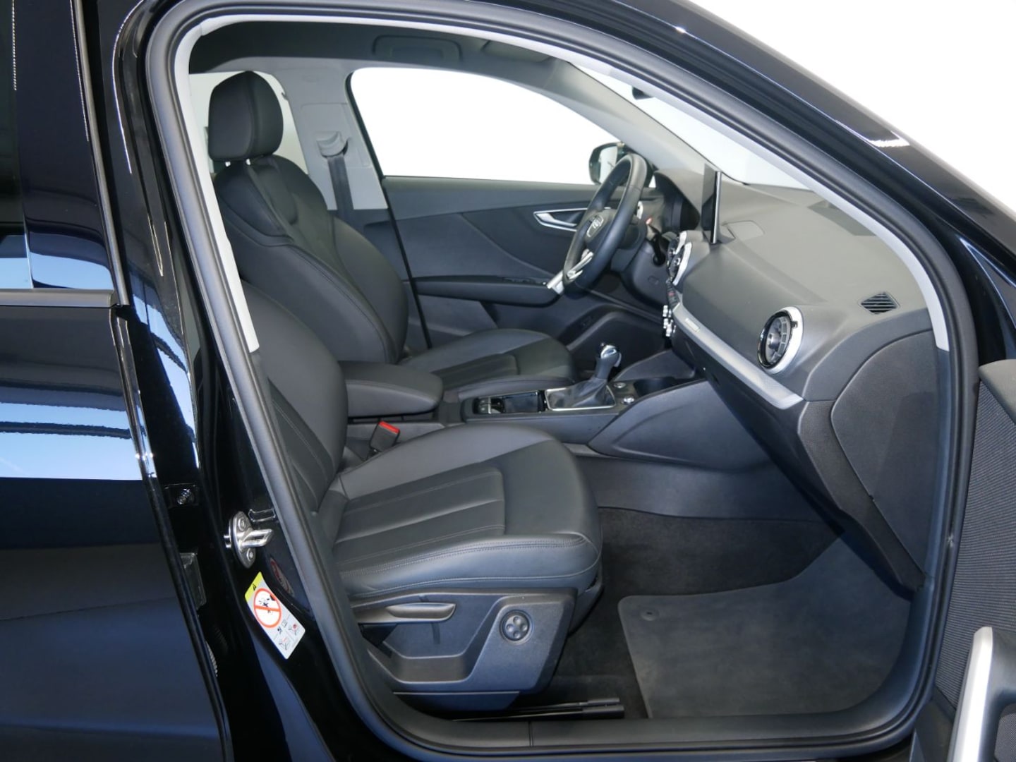 Bild über Audi Q2 advanced 35 TFSI 110(150) kW(PS) S tronic - für weitere Informationen kontaktieren Sie den Audi Partner
