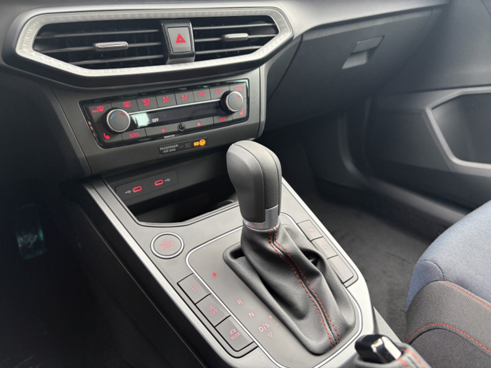 SEAT Arona – Bild 14