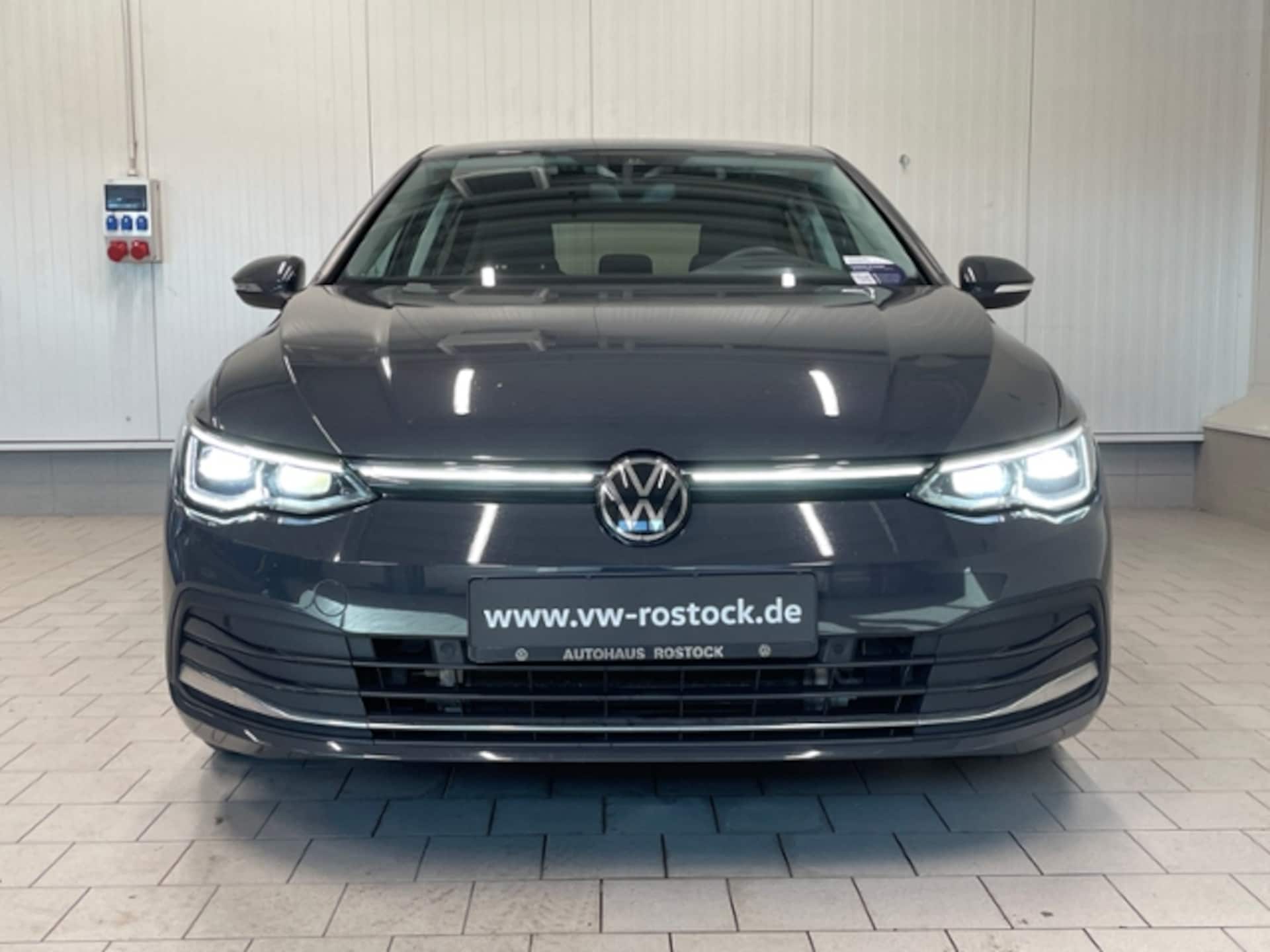 Volkswagen Golf Style
