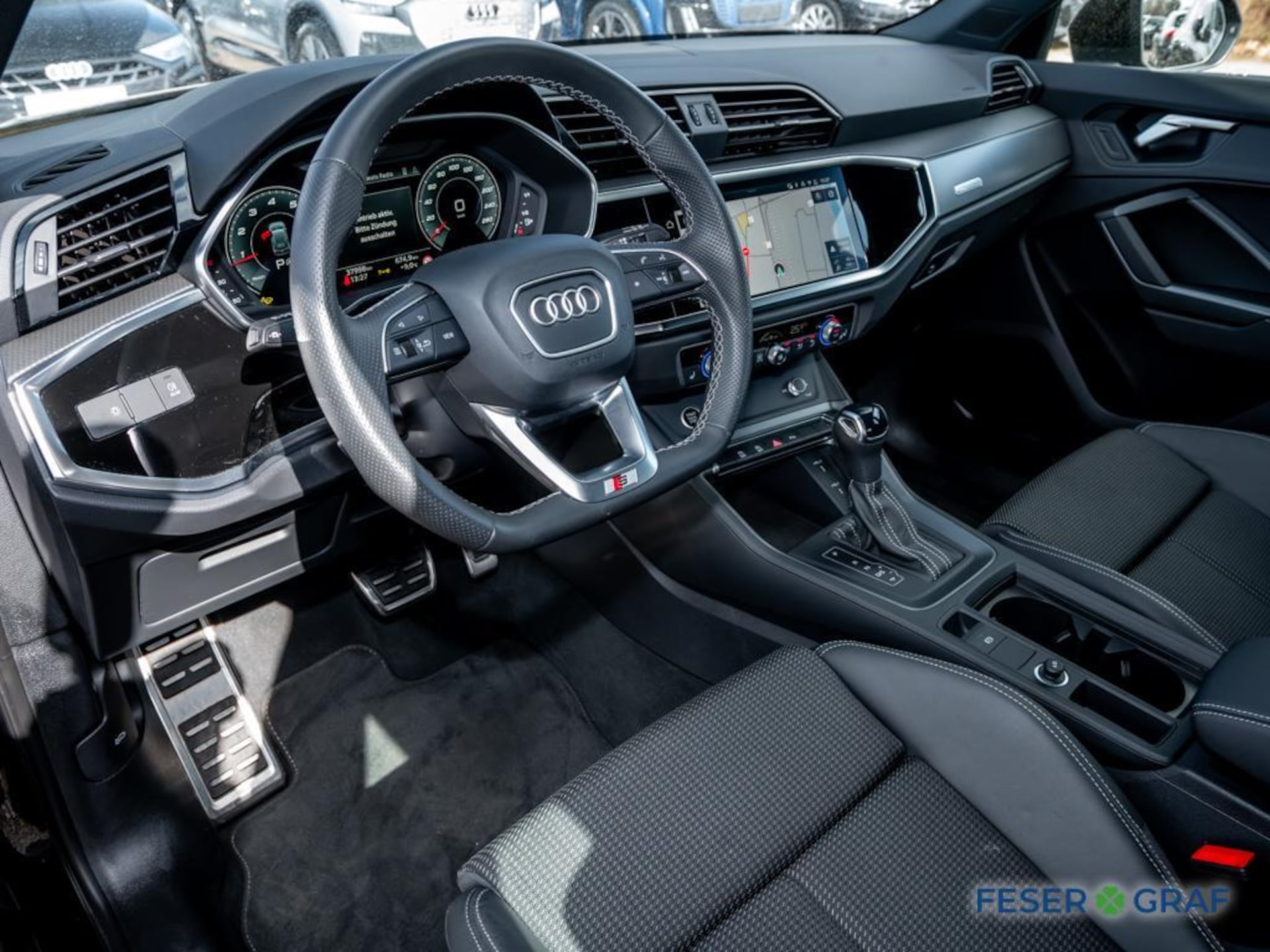 Audi Q3 SUV S line