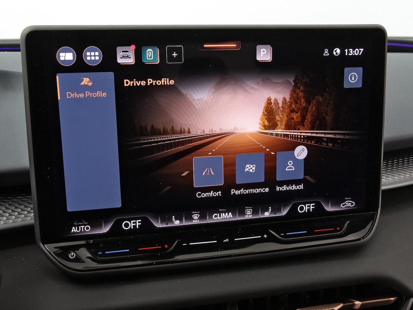 CUPRA Terramar 1.5 TSI e-Hybrid DSG 150 kW (204 CV) — photo 23