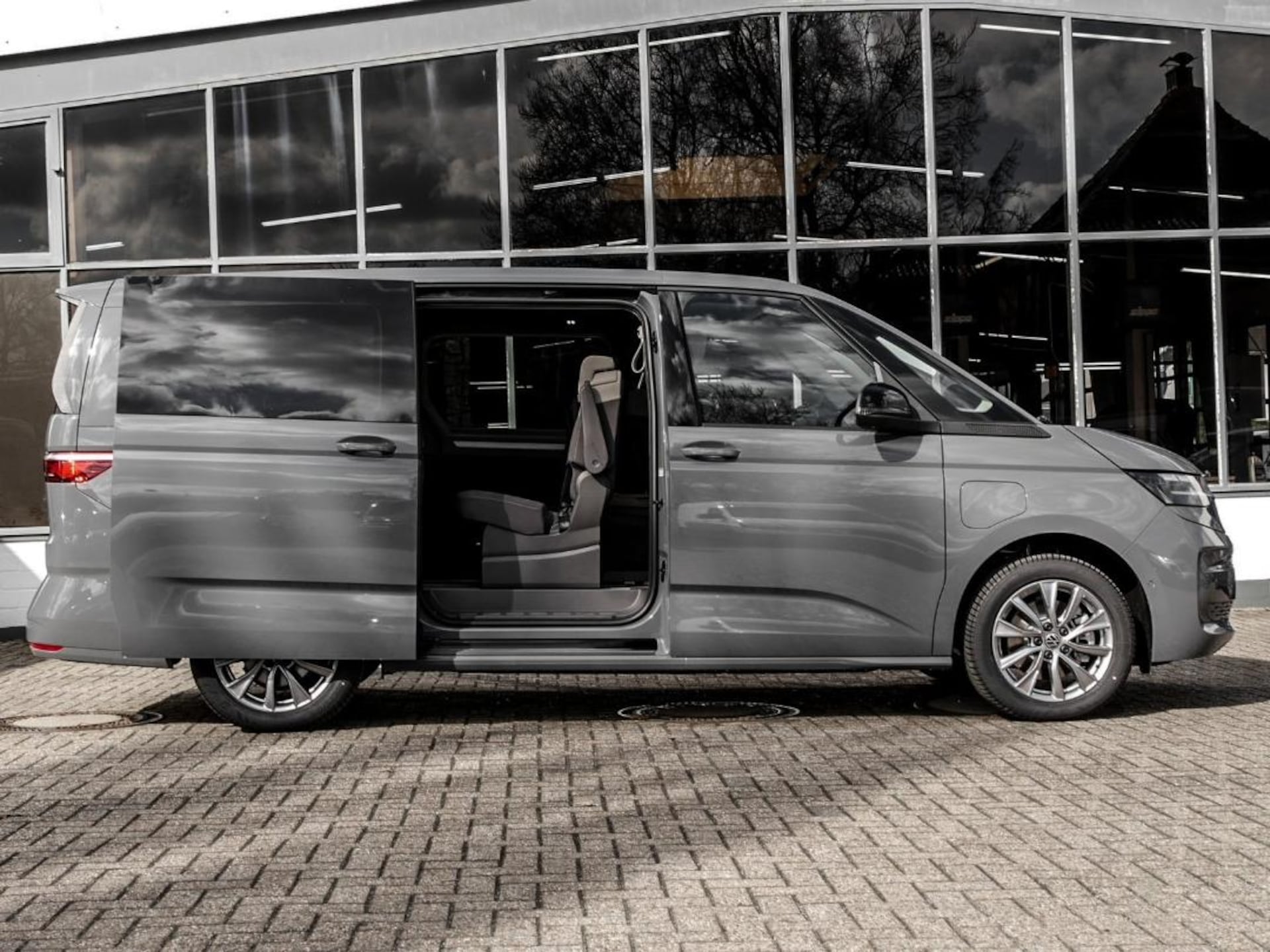 Volkswagen Multivan Langversion Life