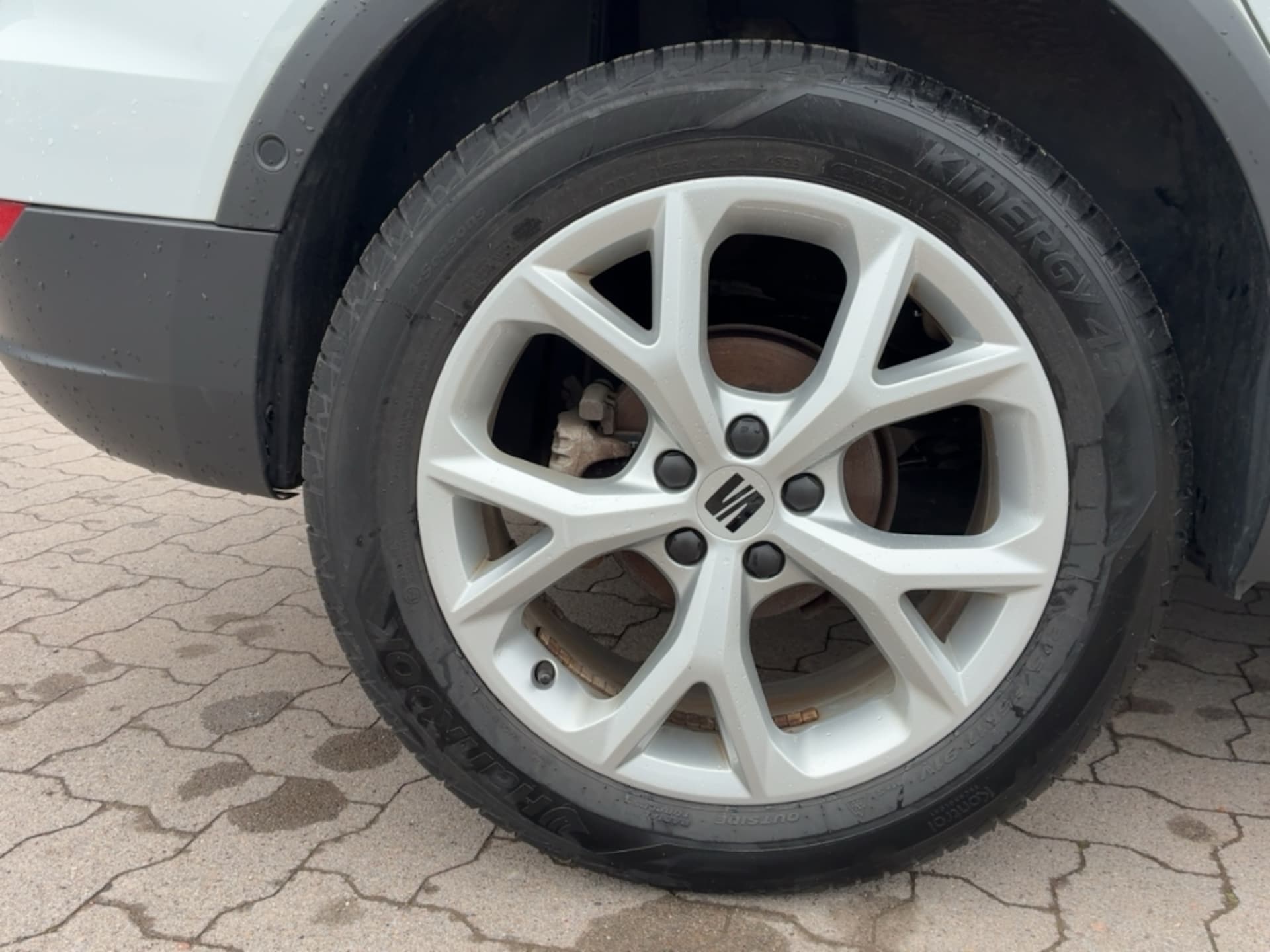 SEAT Arona FR