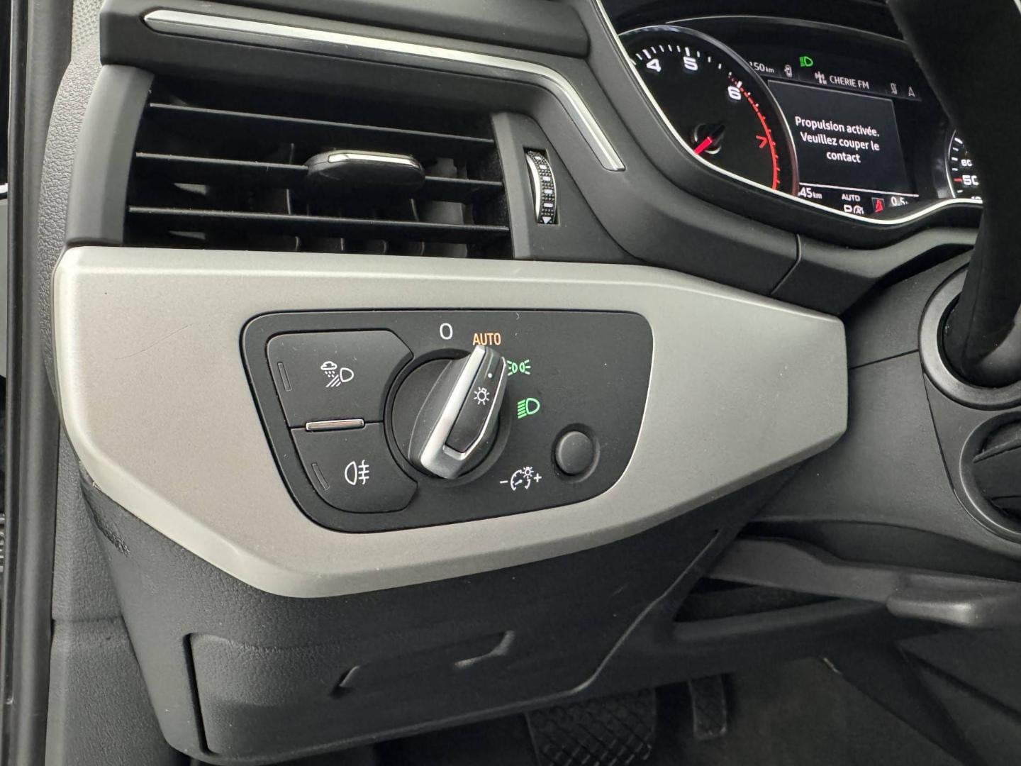 Image about Audi A4 Berline Design 35 TFSI 110 kW (150 ch) S tronic