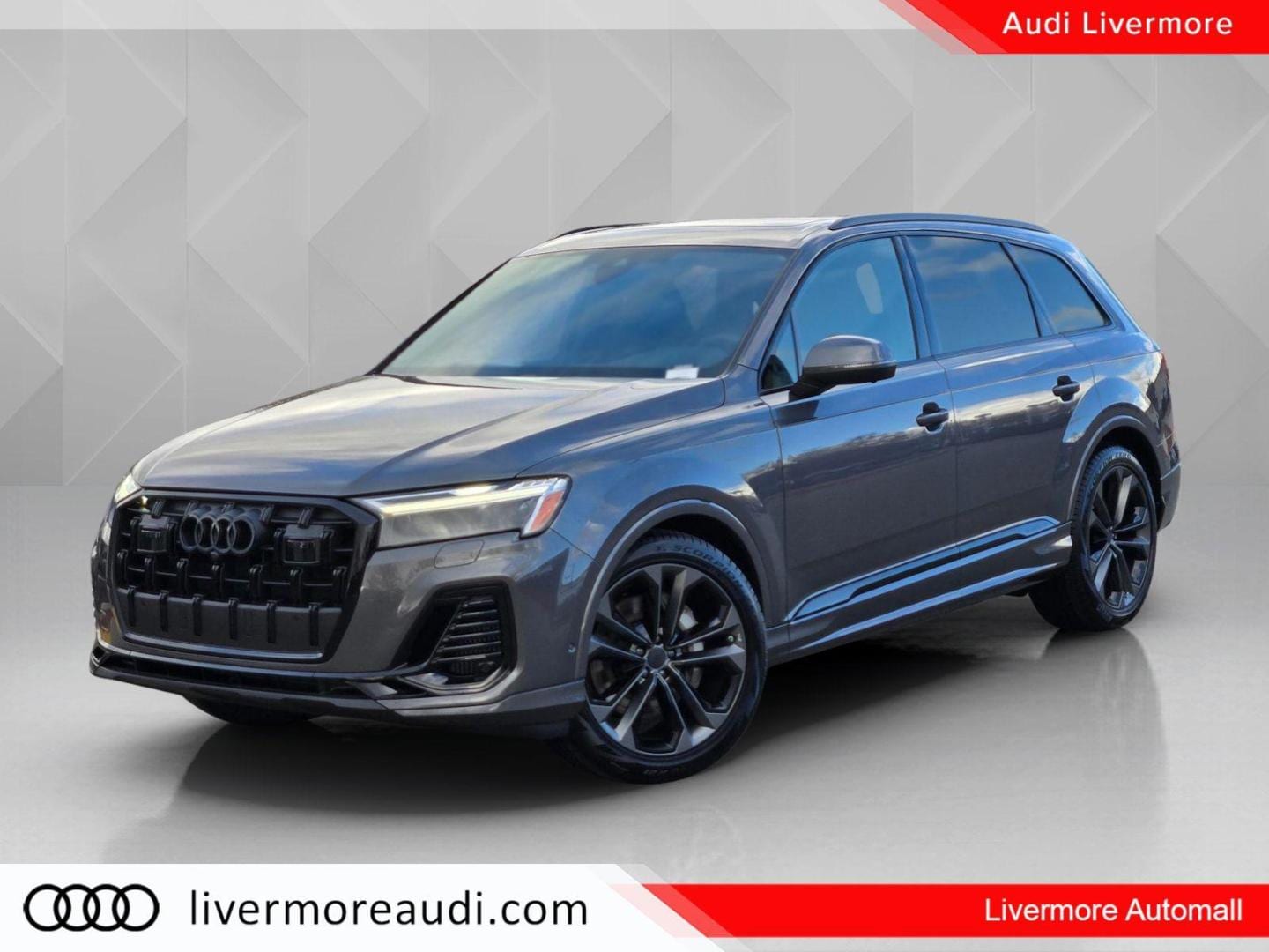 2026 Audi Q7 55 Premium Plus quattro Tiptronic's photo