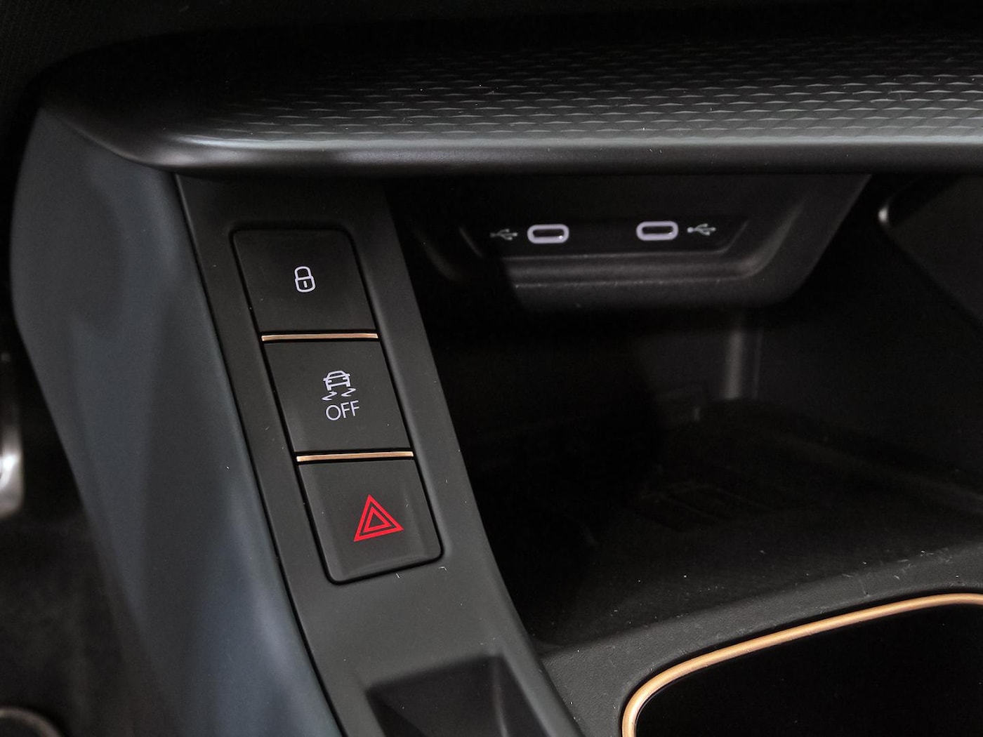 CUPRA Terramar 1.5 TSI e-Hybrid DSG 150 kW (204 CV) — photo 33