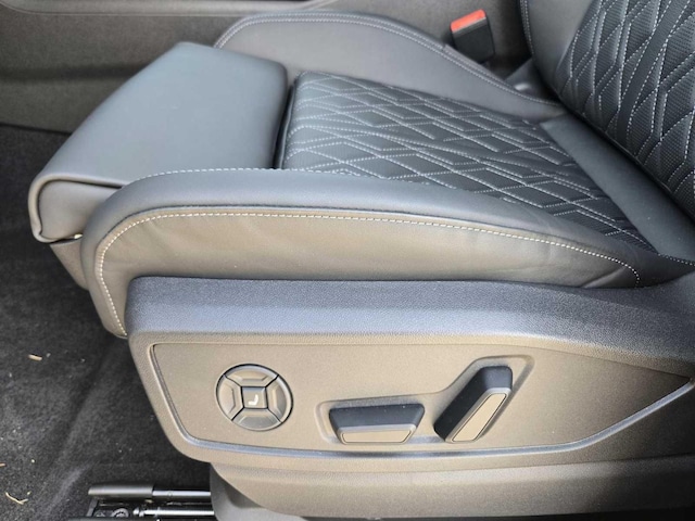 2026 Audi SQ5 Sportback Premium Plus - Photo 18