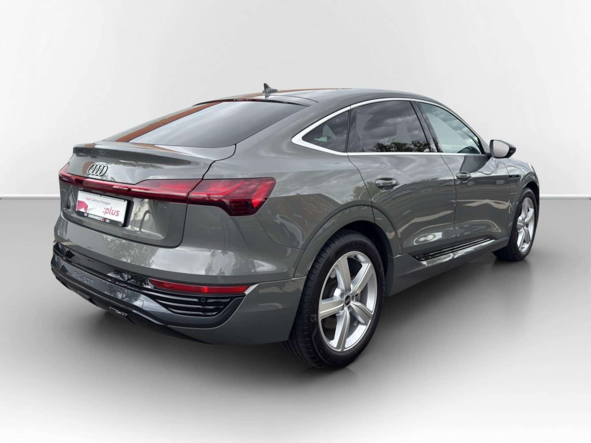 Audi Q8 Sportback e-tron Advanced