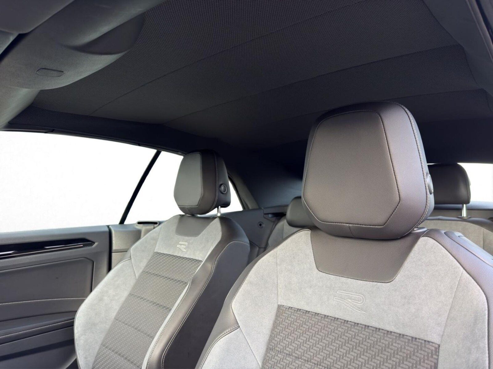 Volkswagen T-Roc Cabriolet – Bild 12