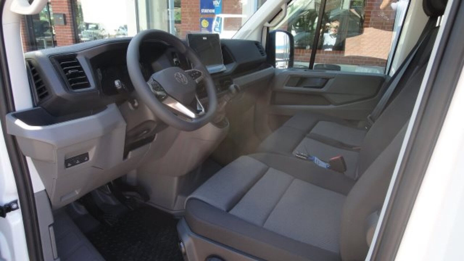 Volkswagen Crafter Kasten langer Radstand – Bild 5