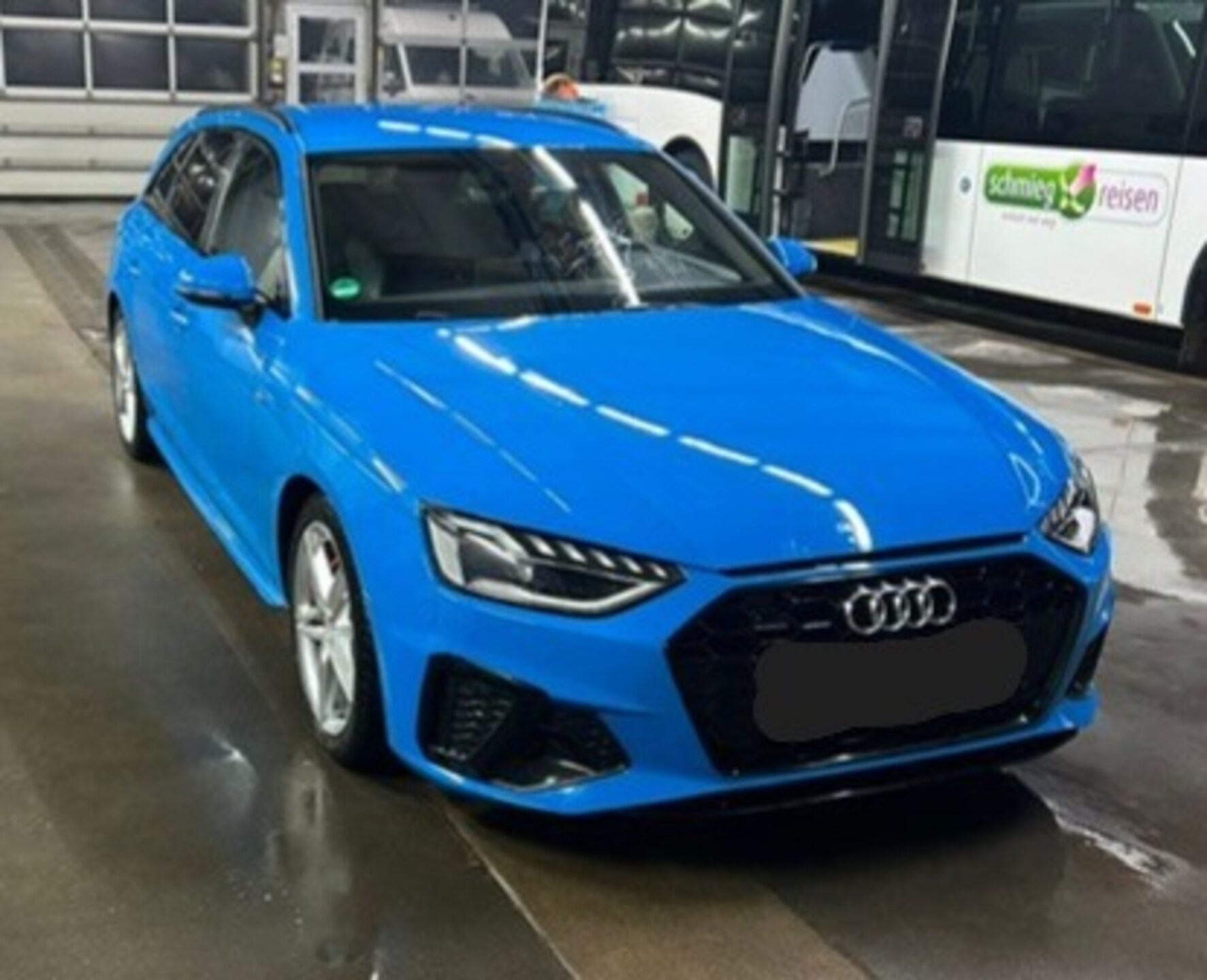 Audi A4 Avant S line
