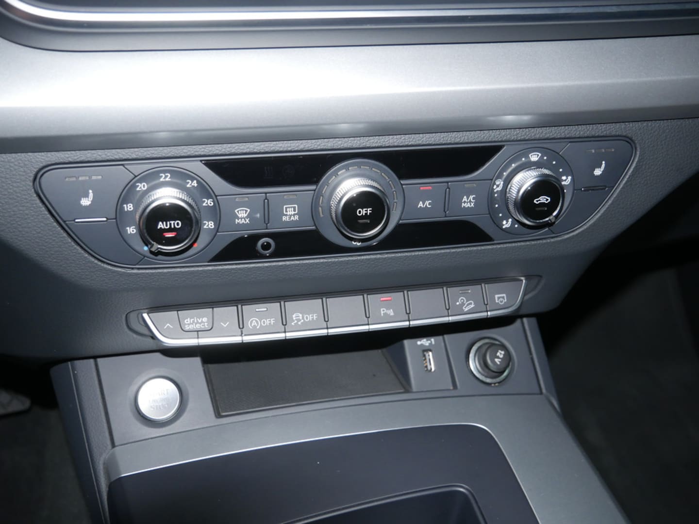 Bild über Audi Q5 40 TDI quattro S tronic - für weitere Informationen kontaktieren Sie den Audi Partner