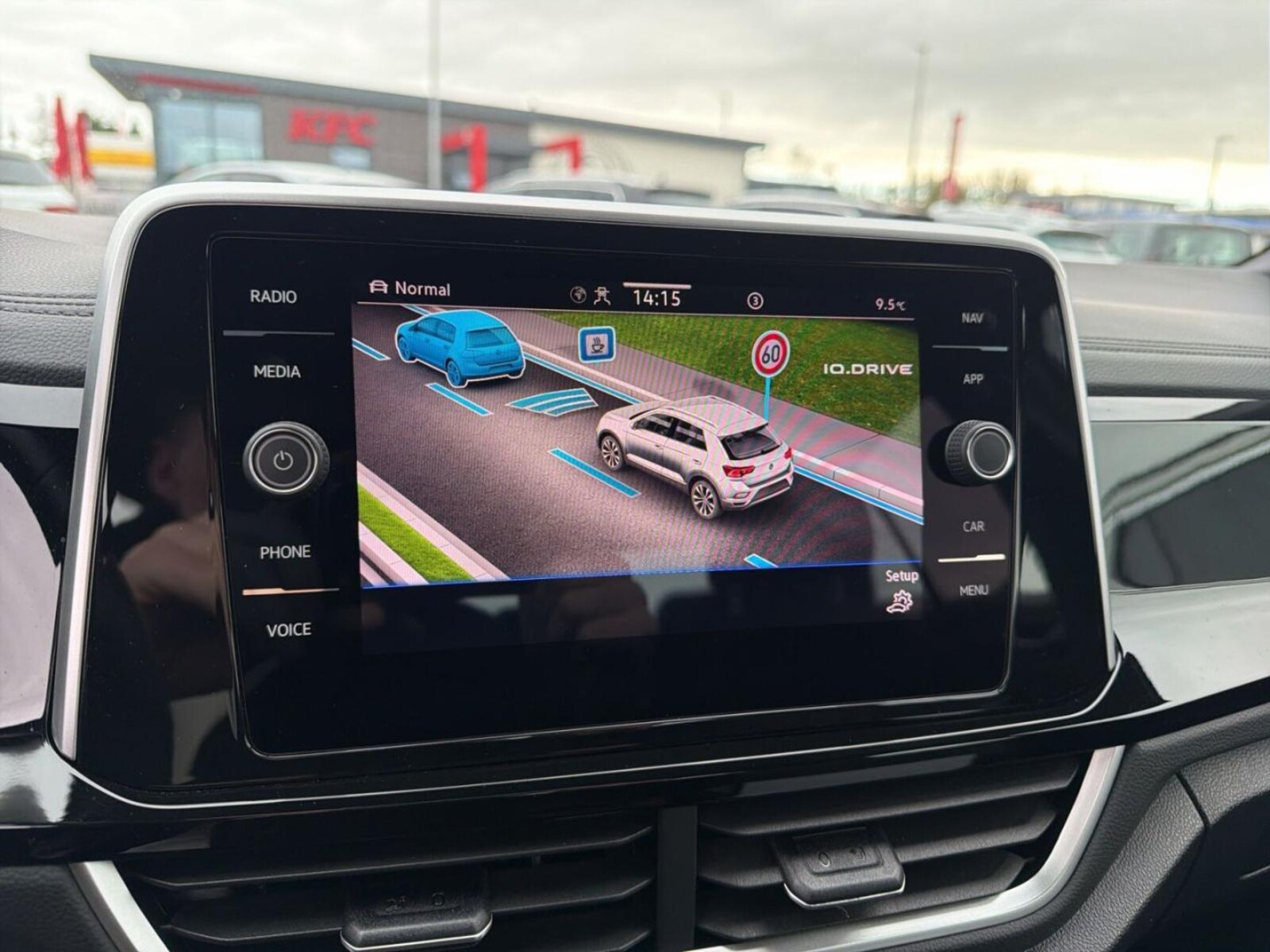 Volkswagen T-Roc – Bild 21