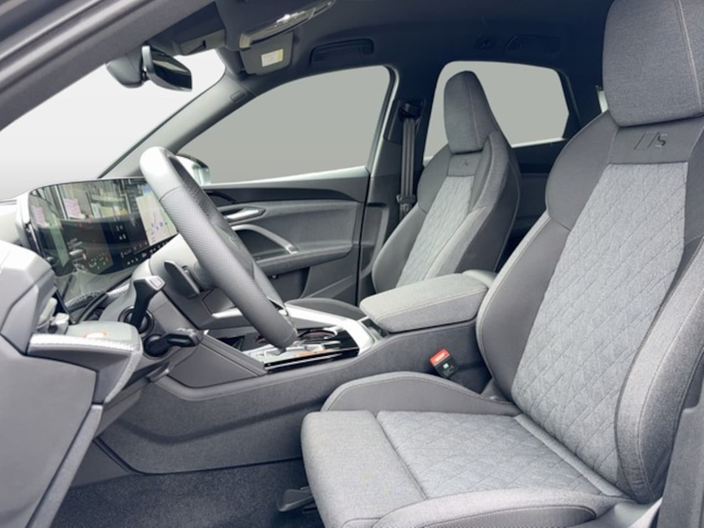 Bild über Audi Q5 Sportback TFSI 150 kW S tronic - für weitere Informationen kontaktieren Sie den Audi Partner