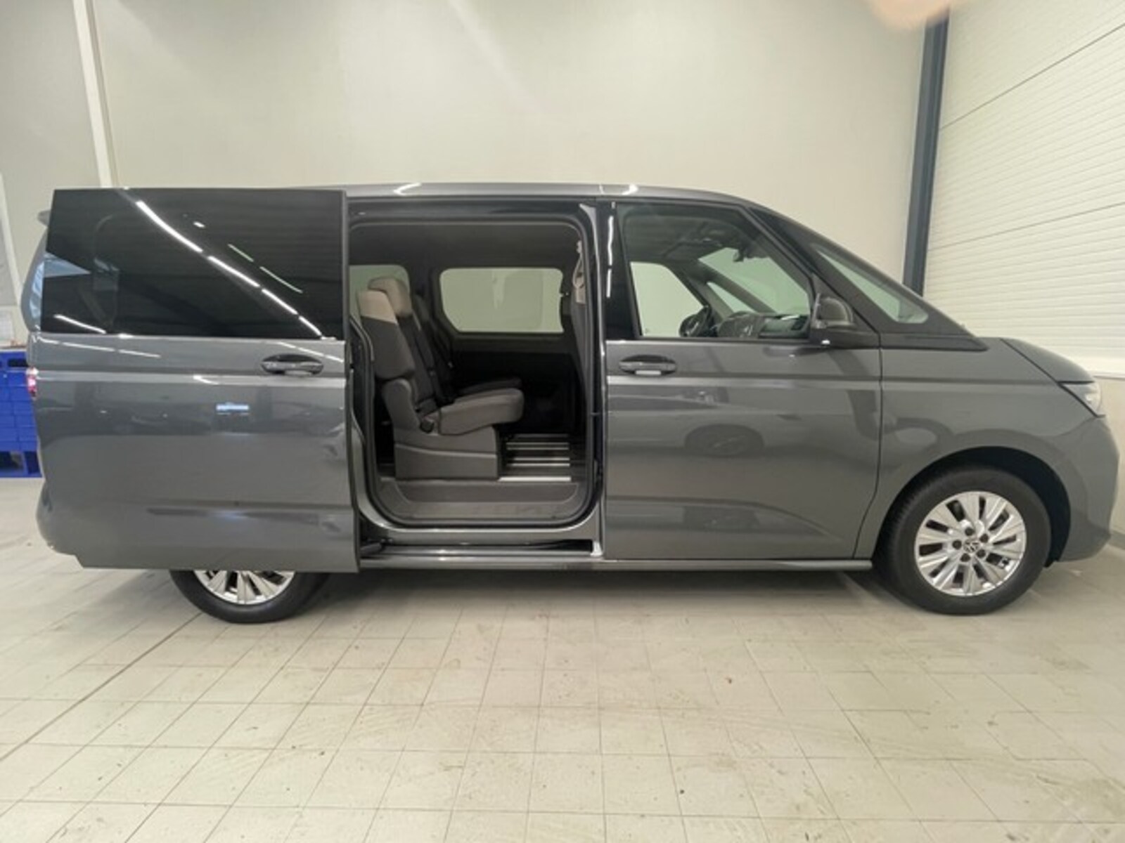Volkswagen Multivan Langversion – Bild 9