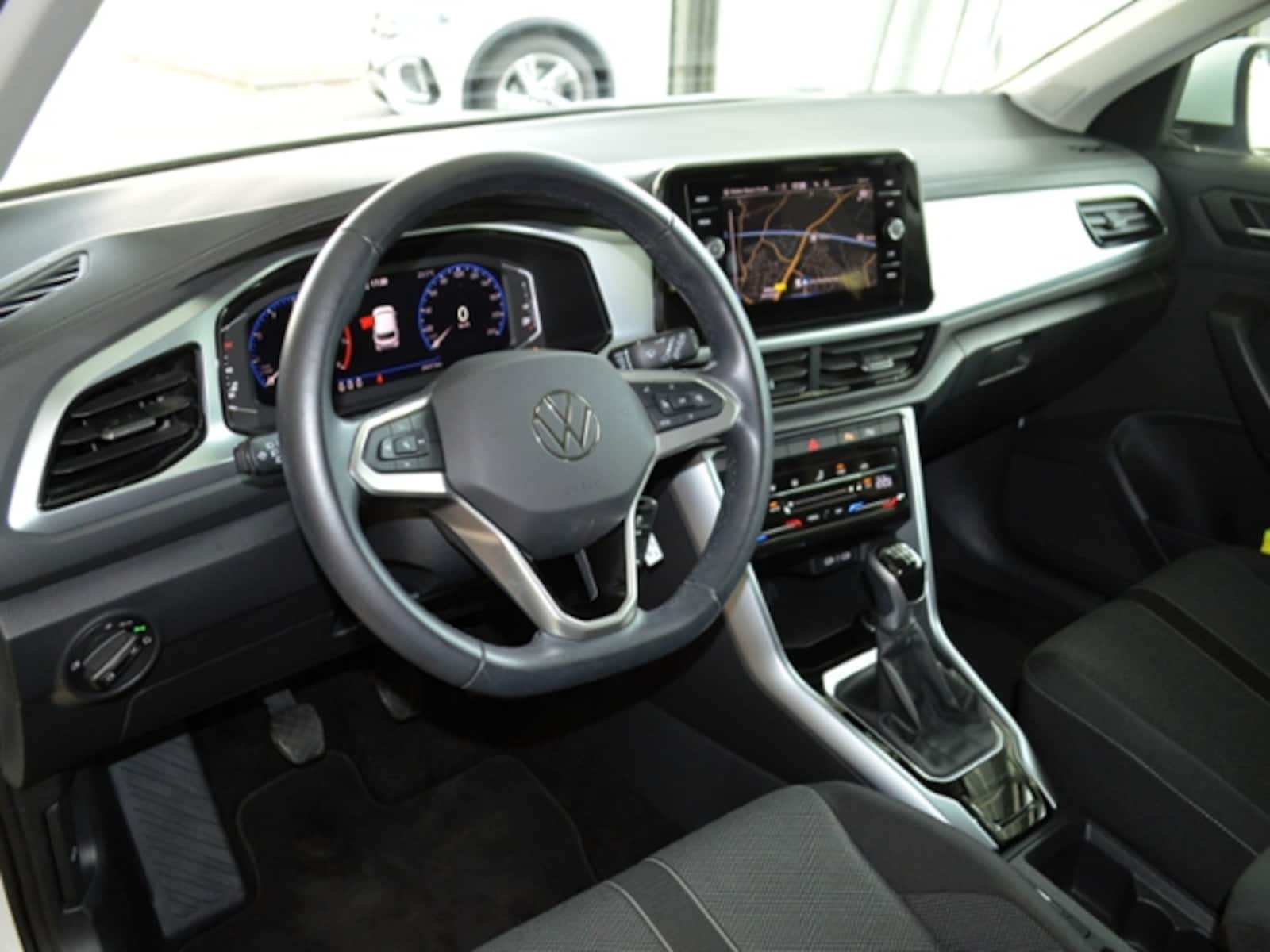 Volkswagen T-Roc – Bild 8