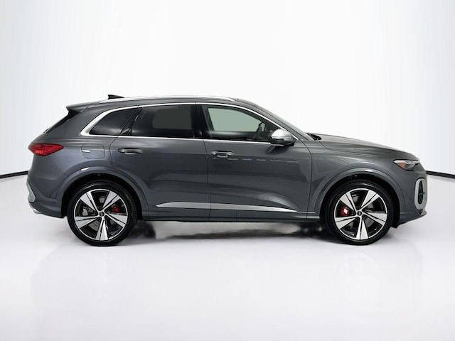 2026 Audi SQ5
