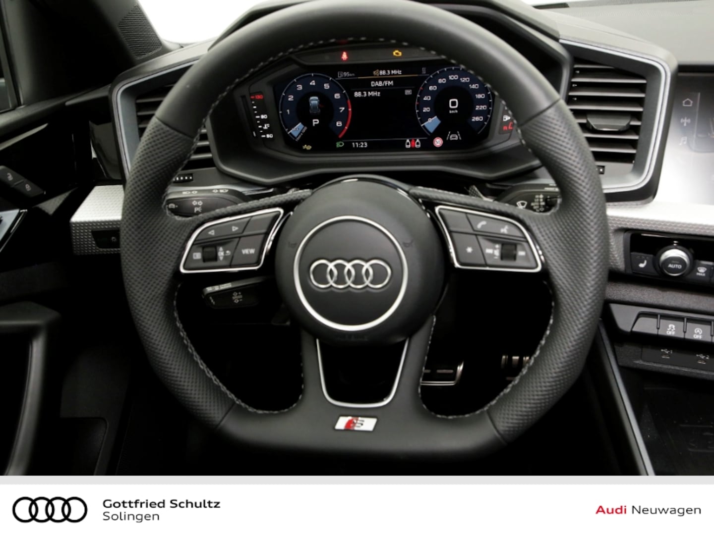 Bild über Audi A1 allstreet 35 TFSI S tronic - für weitere Informationen kontaktieren Sie den Audi Partner