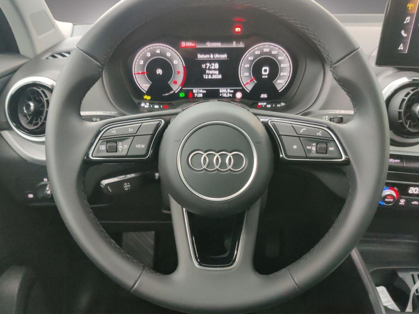 Bild über Audi Q2 advanced 30 TFSI Schaltgetriebe - für weitere Informationen kontaktieren Sie den Audi Partner