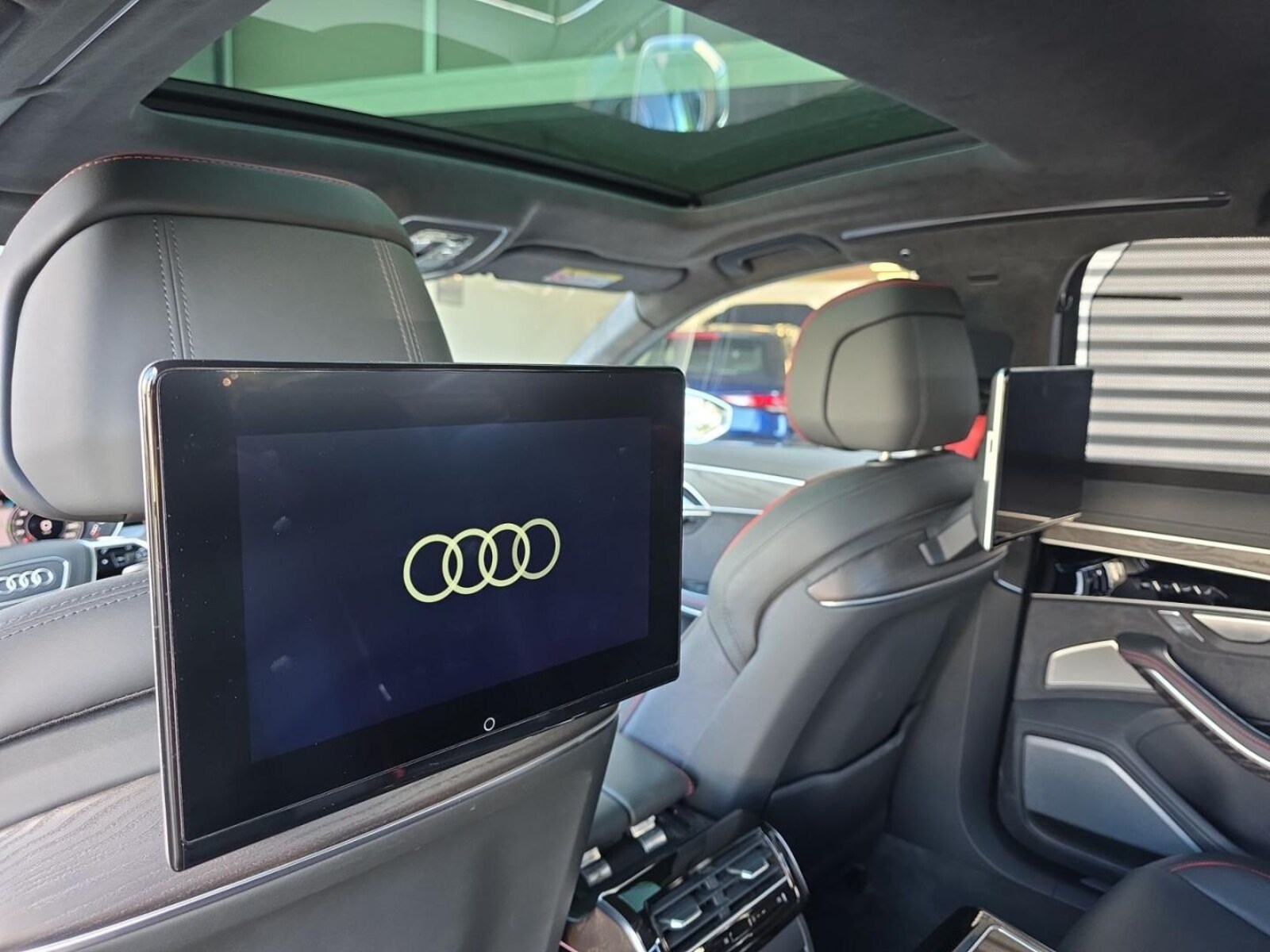 Audi S8 – Bild 12