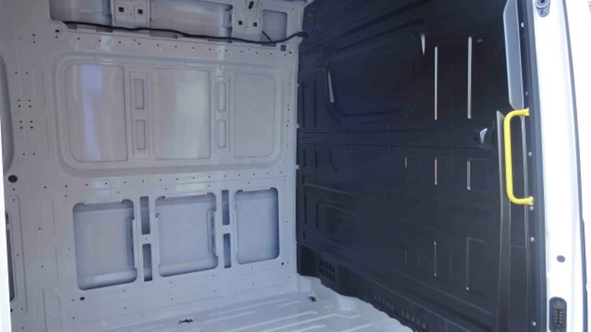 Volkswagen Crafter Kasten langer Radstand