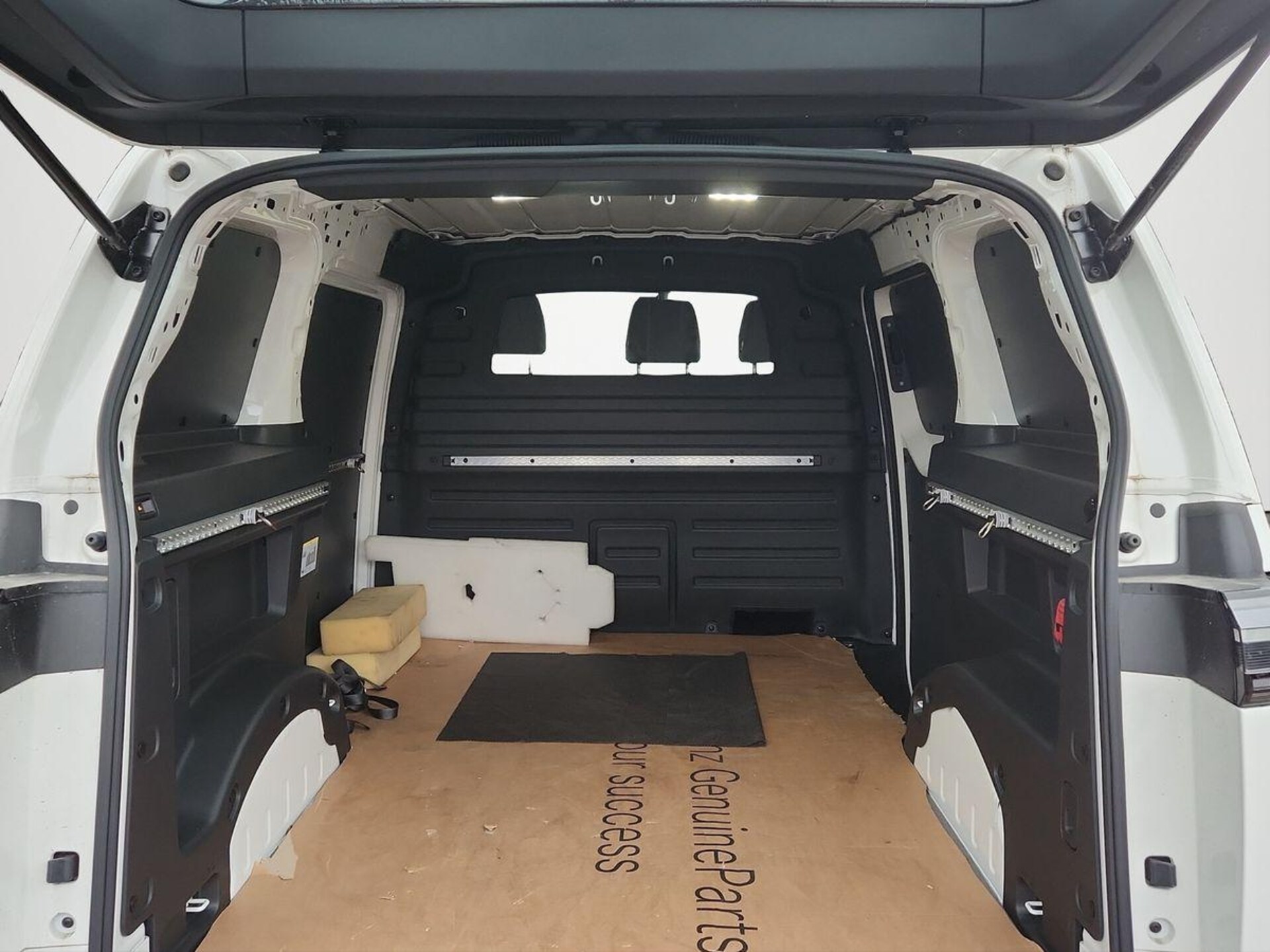 Volkswagen ID. Buzz Cargo Basis-Modell