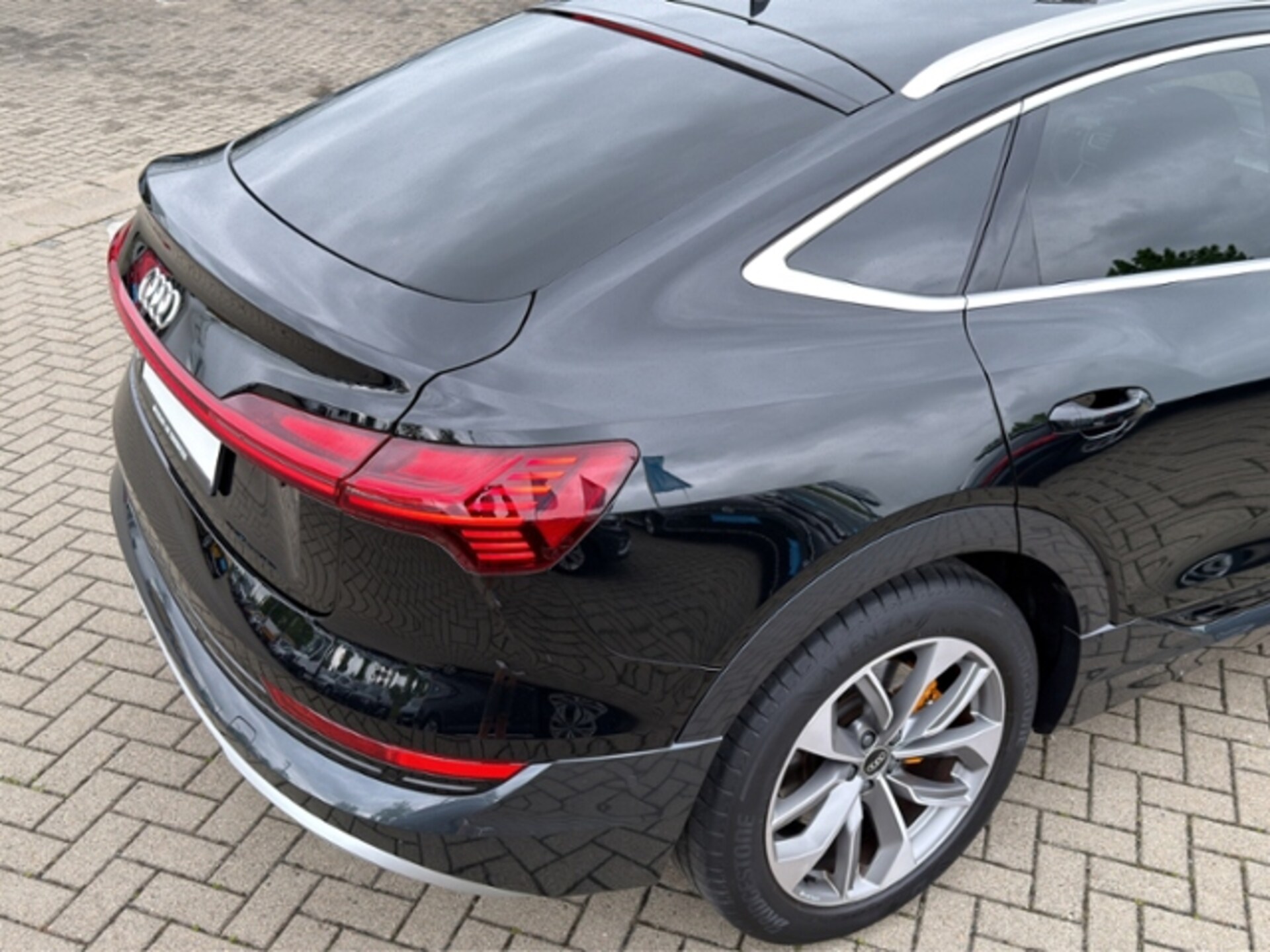 Audi e-tron Sportback advanced
