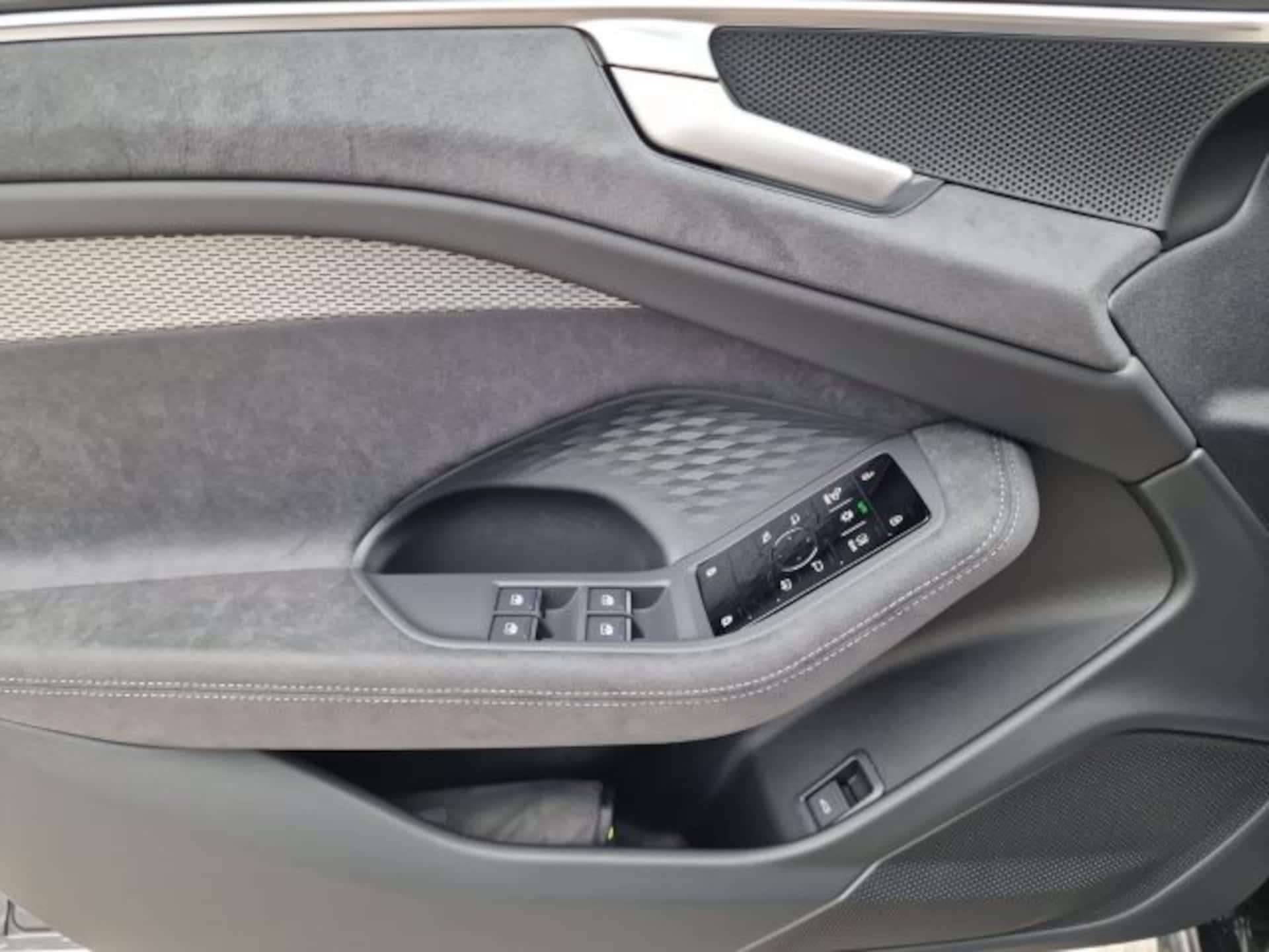 Audi A6 Avant edition one