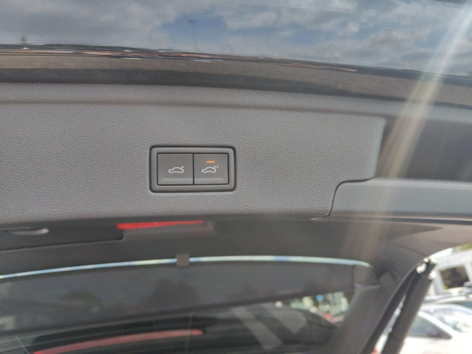 Volkswagen Touareg – Bild 17