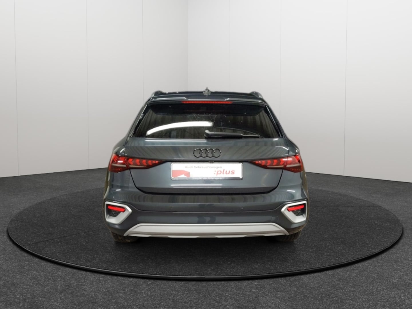 Bild über Audi A3 allstreet 35 TFSI S tronic - für weitere Informationen kontaktieren Sie den Audi Partner