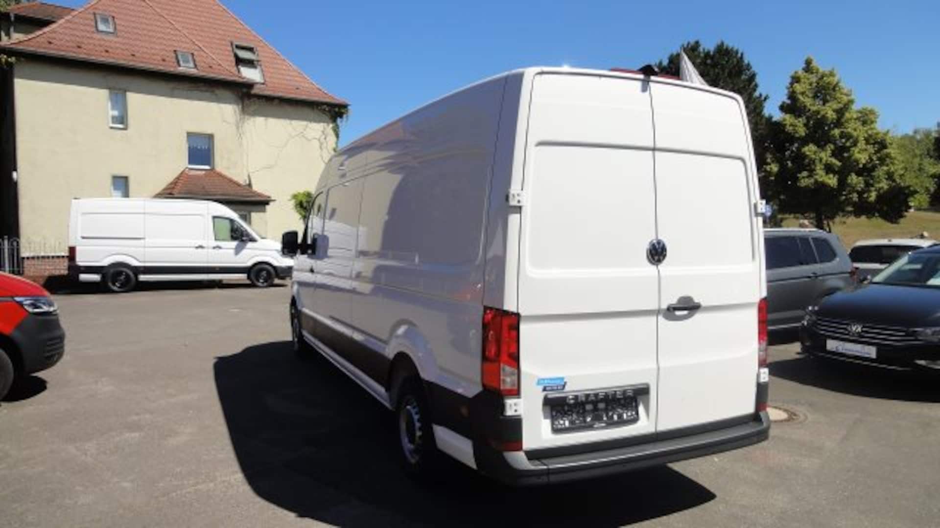 Volkswagen Crafter Kasten langer Radstand