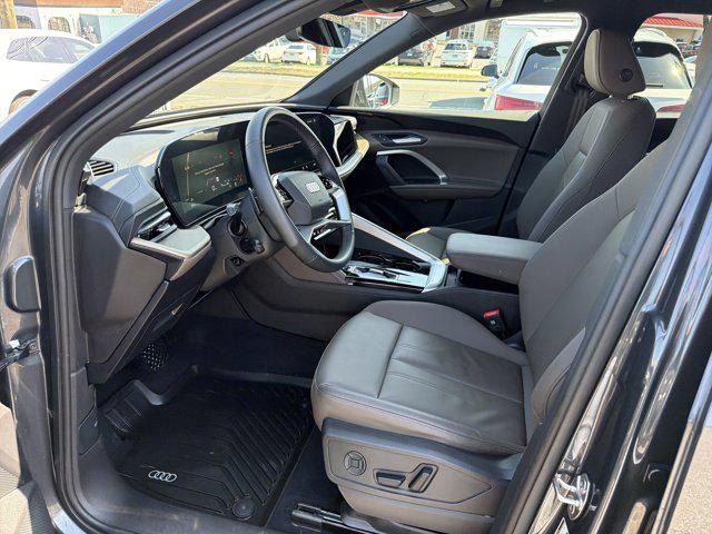 2025 Audi Q5 Premium - Photo 6