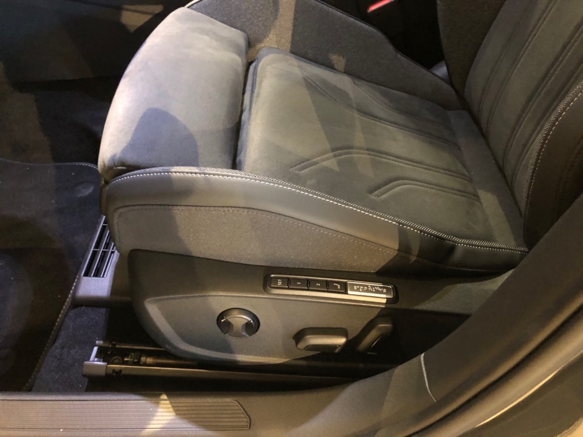 Volkswagen Golf Variant Style