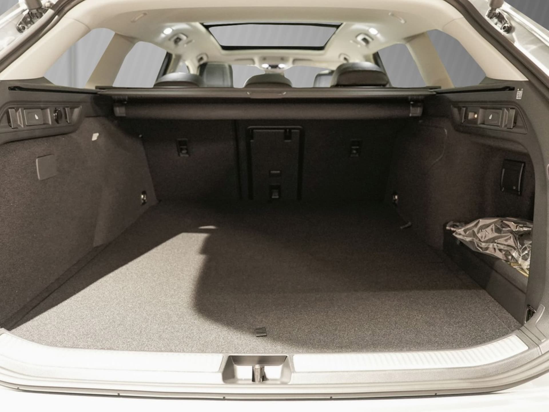 Volkswagen Passat Elegance