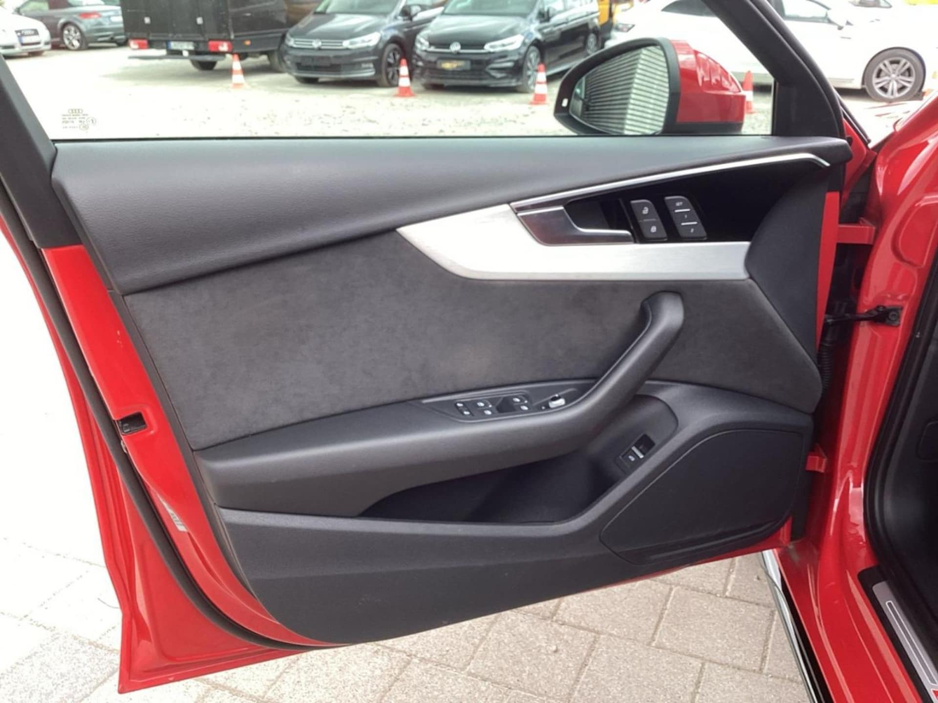Audi A4 Avant S line