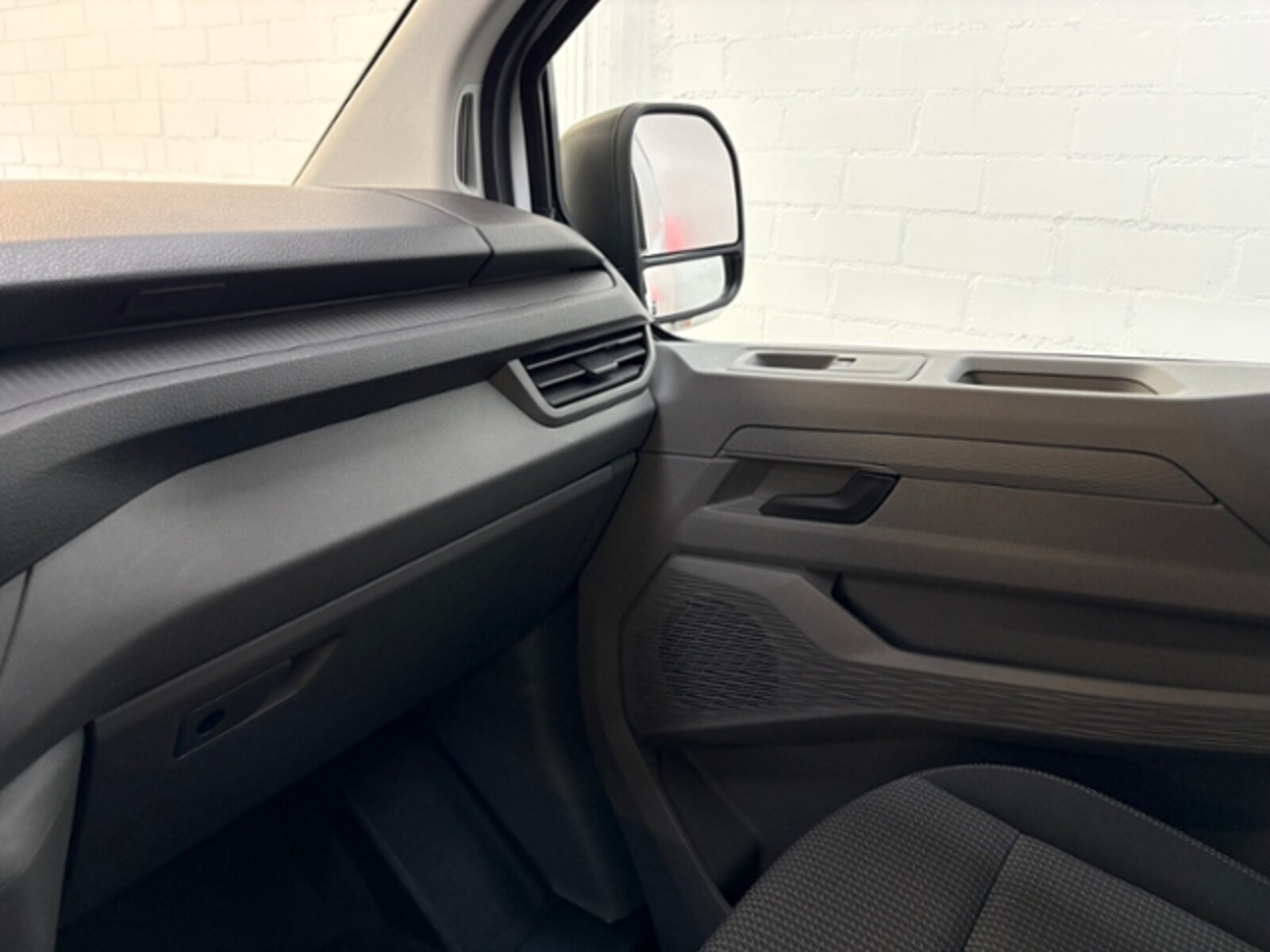 Volkswagen Transporter Kasten langer Radstand – Bild 13