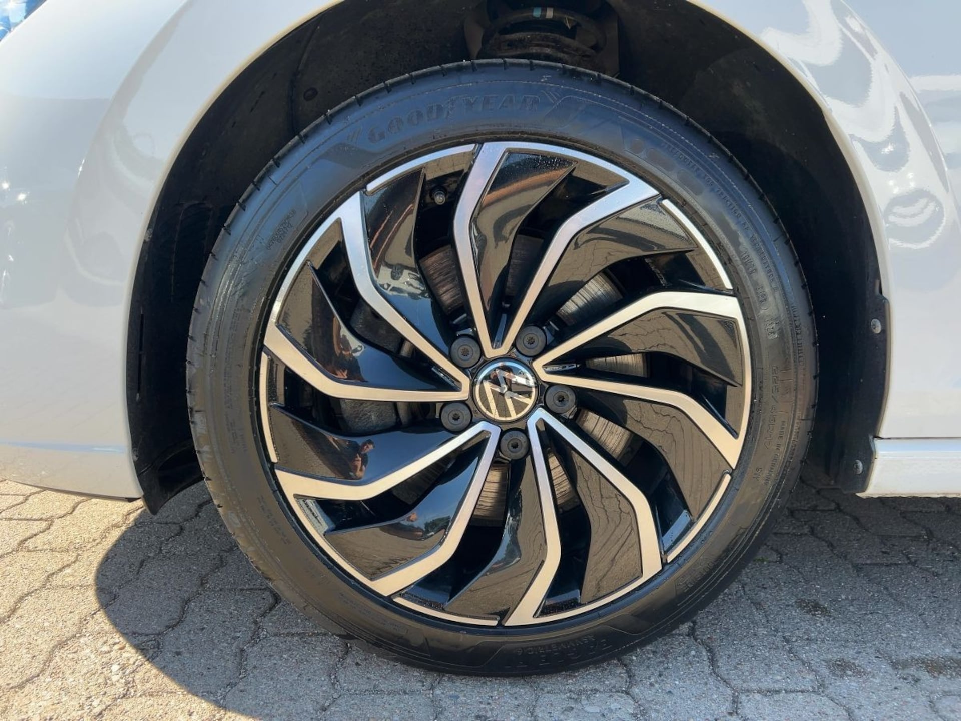 Volkswagen Golf Style