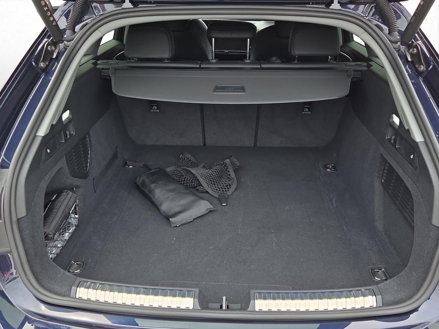 Bild über Audi A5 Avant TDI 150 kW S tronic - für weitere Informationen kontaktieren Sie den Audi Partner