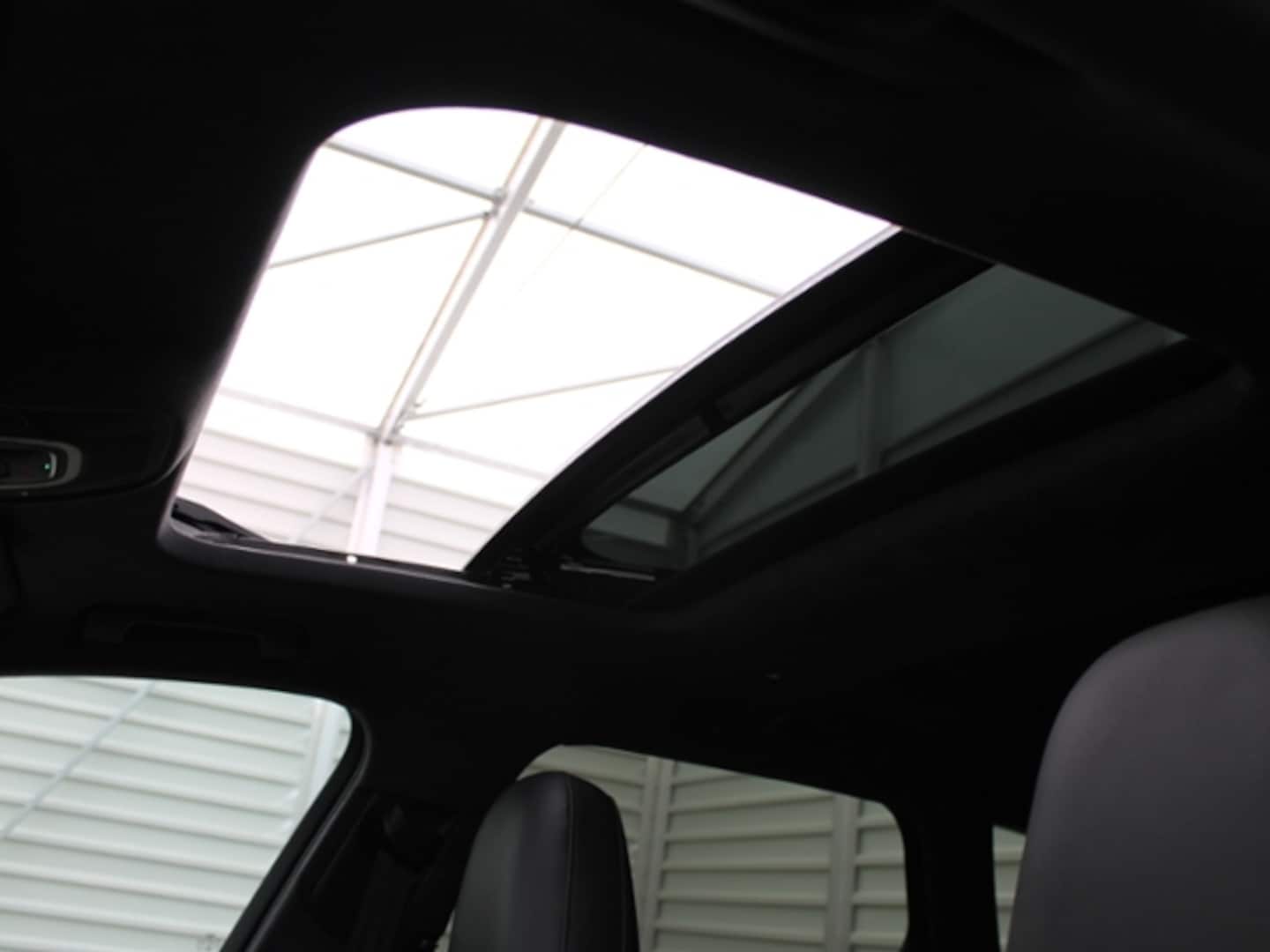 Bild über Audi RS 6 Avant performance TFSI quattro tiptronic - für weitere Informationen kontaktieren Sie den Audi Partner