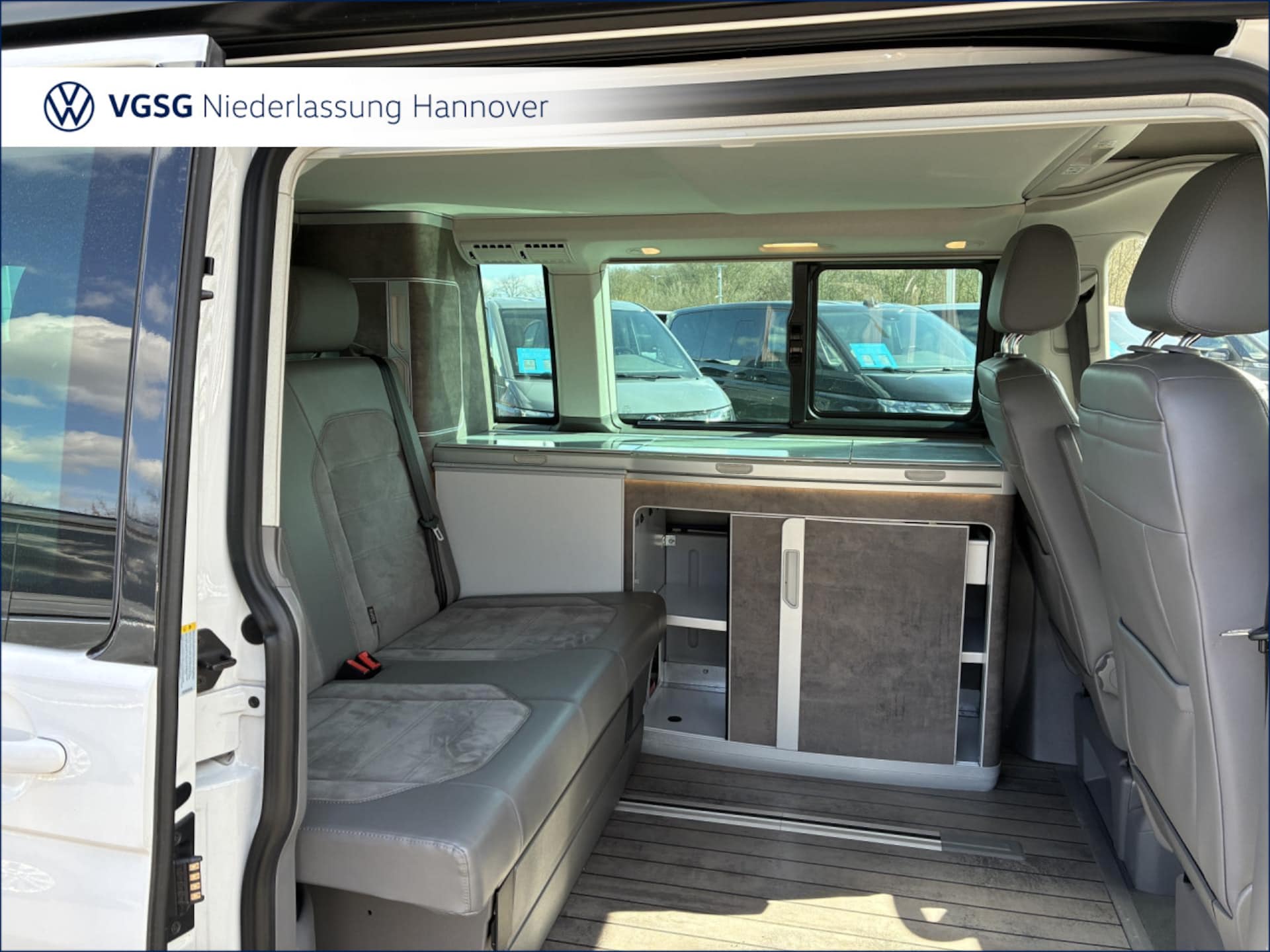 Volkswagen T6.1 California Ocean