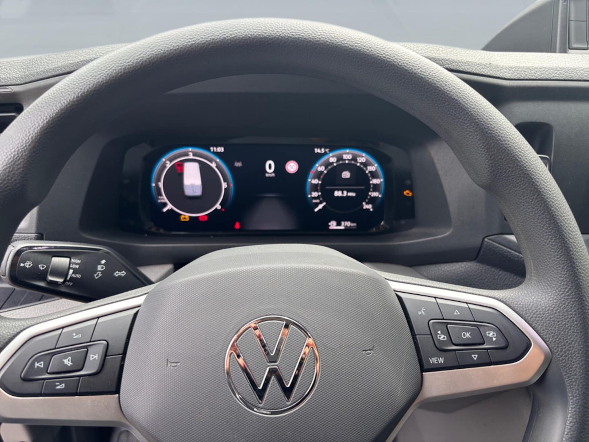 Volkswagen Crafter Kasten langer Radstand