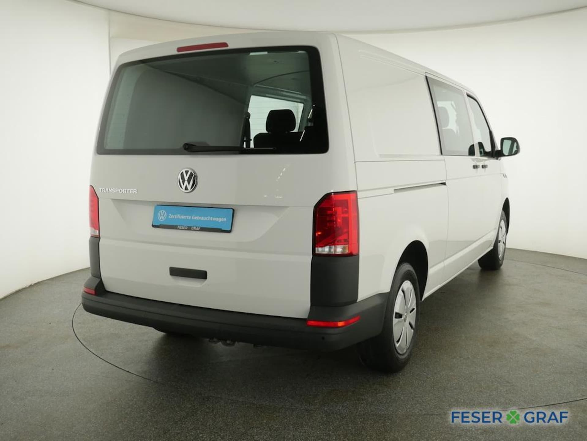 Volkswagen T6.1 Transporter Kombi langer Radstand
