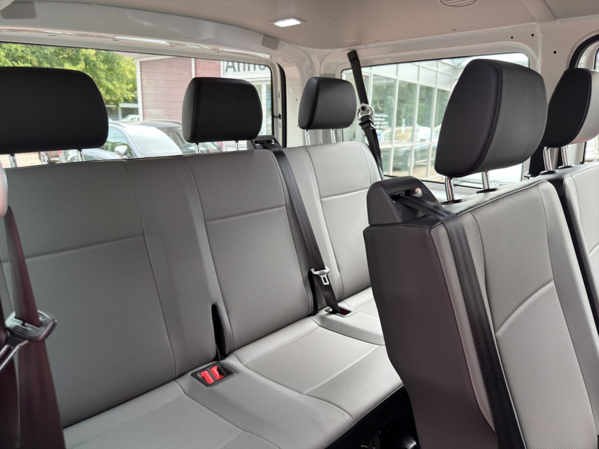 Volkswagen T6.1 Transporter Kombi kurzer Radstand